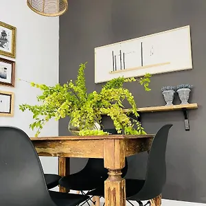 Hermanos Garnelo Apartamento